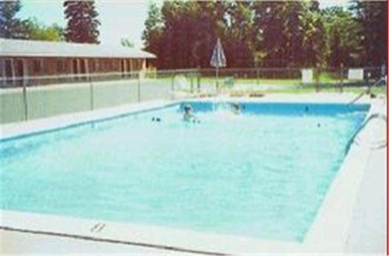 Capri Motel Mackinaw City Buitenkant foto